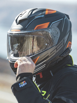 Kask integralny Schuberth S3 Storm pomarańczowy