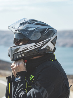 Kask integralny Schuberth S3 Storm srebrny